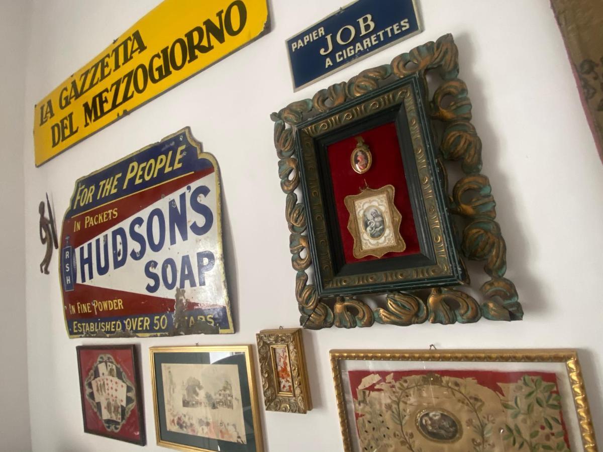 Bric A Brac Eclectic Rooms อุจจาโน ลาเคียซา ภายนอก รูปภาพ