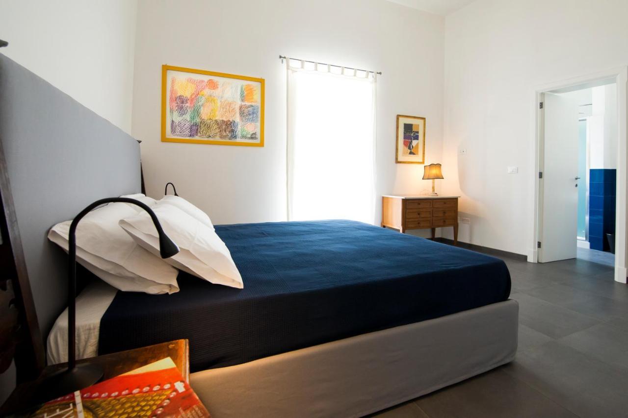 Bric A Brac Eclectic Rooms อุจจาโน ลาเคียซา ภายนอก รูปภาพ
