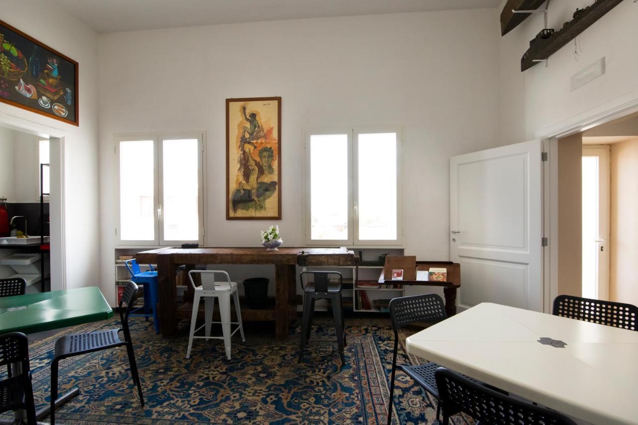 Bric A Brac Eclectic Rooms อุจจาโน ลาเคียซา ภายนอก รูปภาพ